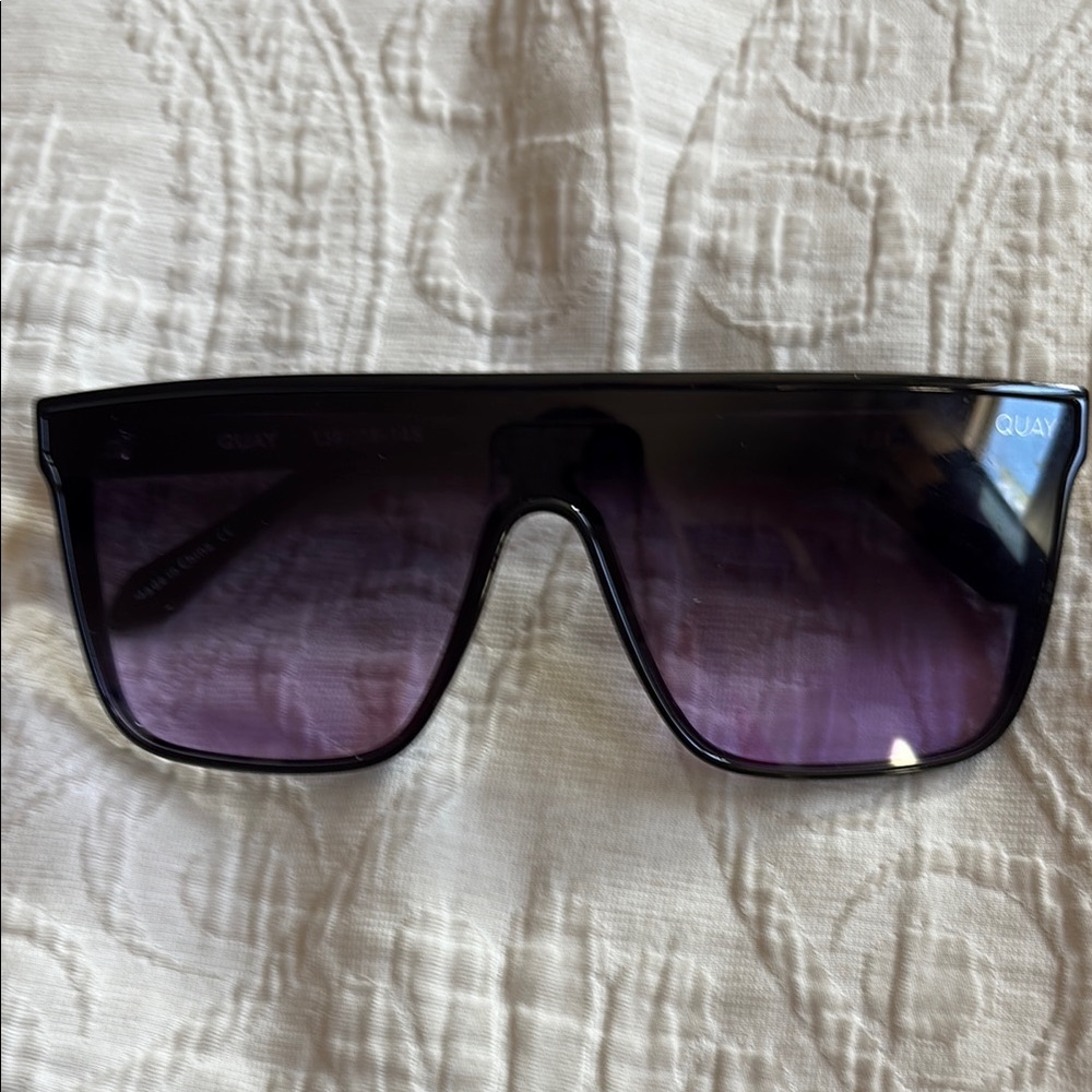Quay Australia Black Sunglasses